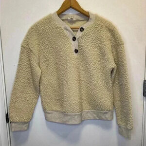A.n.a. Women’s pullover sweater faux fur
Sherpa cream cozy size XS